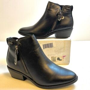 New Sugar Women's Etcher Black Ankle Booties /  size 10M